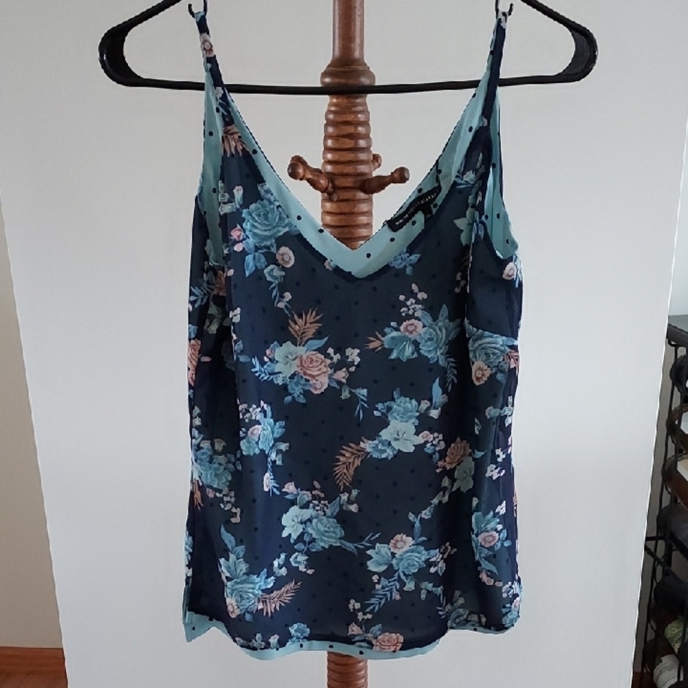 White Hhoue Black Market Floral Navy Blue Camisole Top